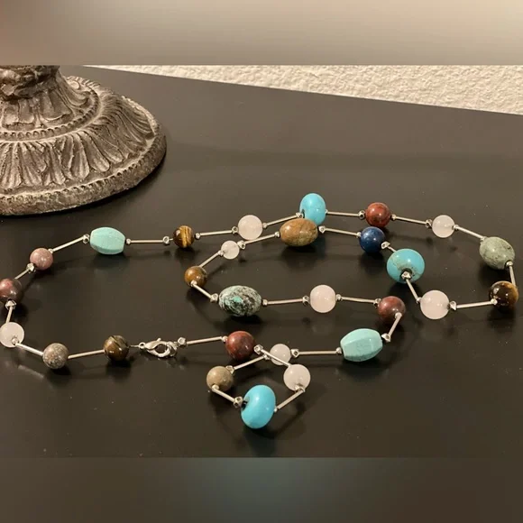 Turquoise, agates, gemstones, tigers eye necklace. - Picture 2 of 2